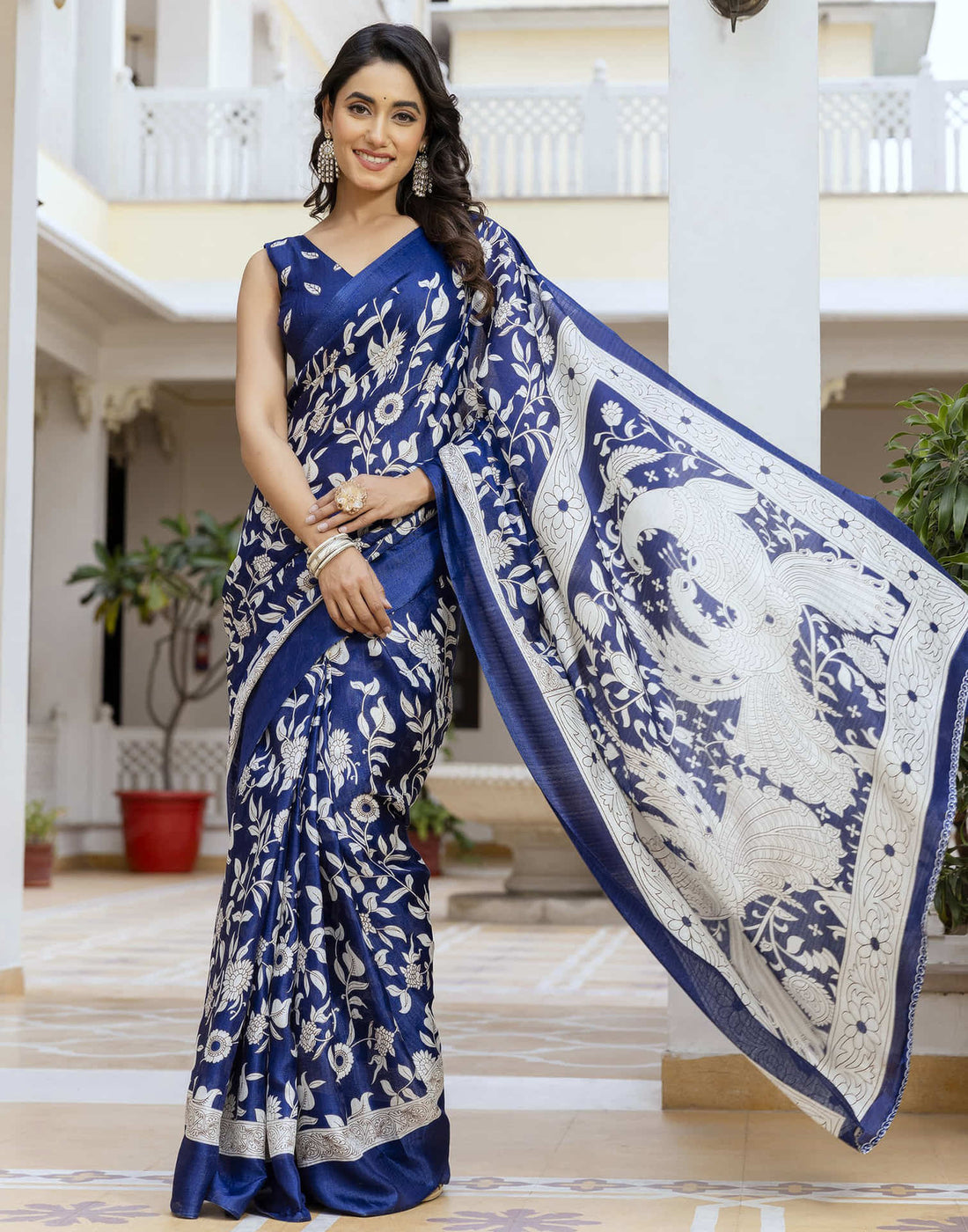 Navy Blue Cotton Blend Floral printed Saree
