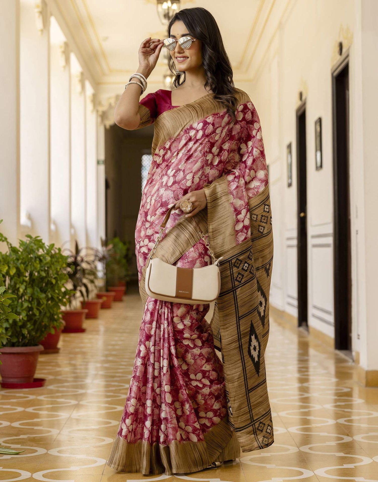 Pink Cotton Blend Printed Saree