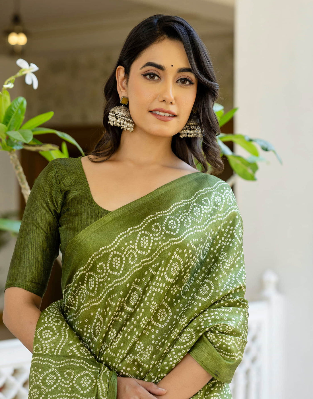 Green Cotton Blend Bandhani Printed Saree