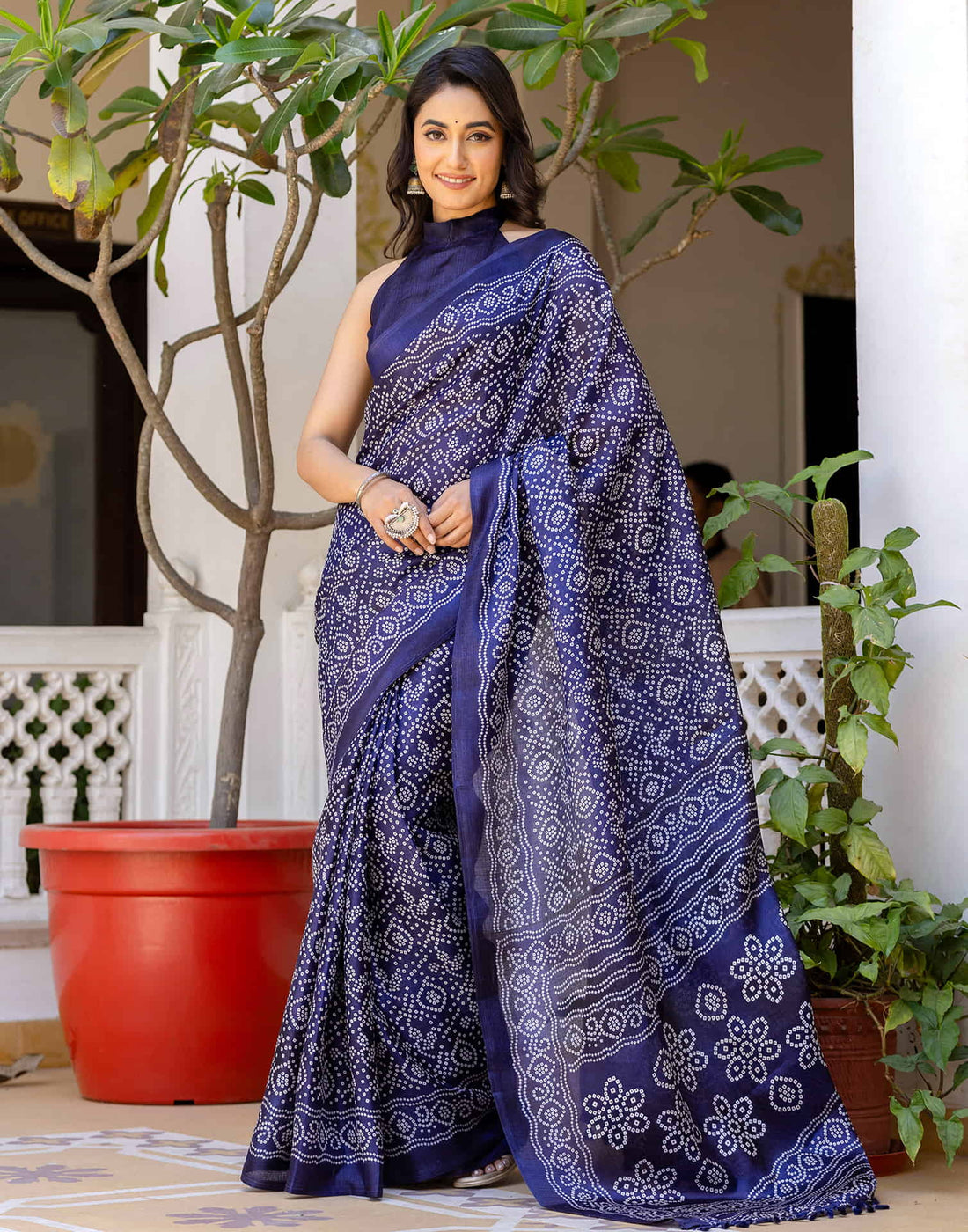 Navy Blue Cotton Blend Bandhani Printed Saree