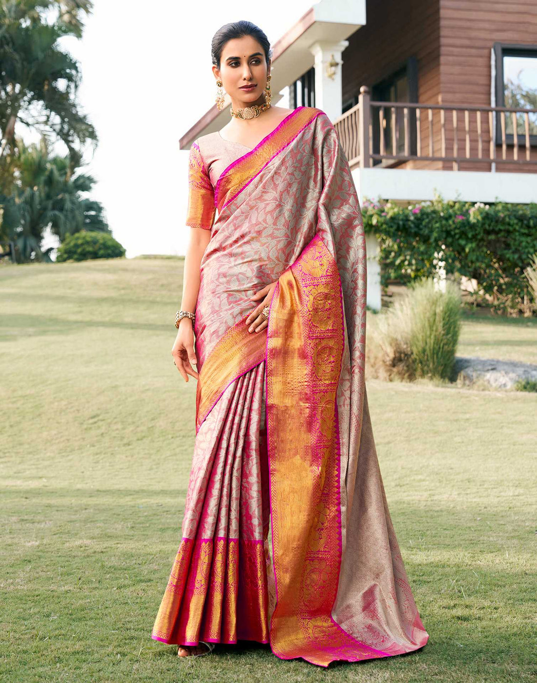 Pink Silk Woven Kanjivaram Saree