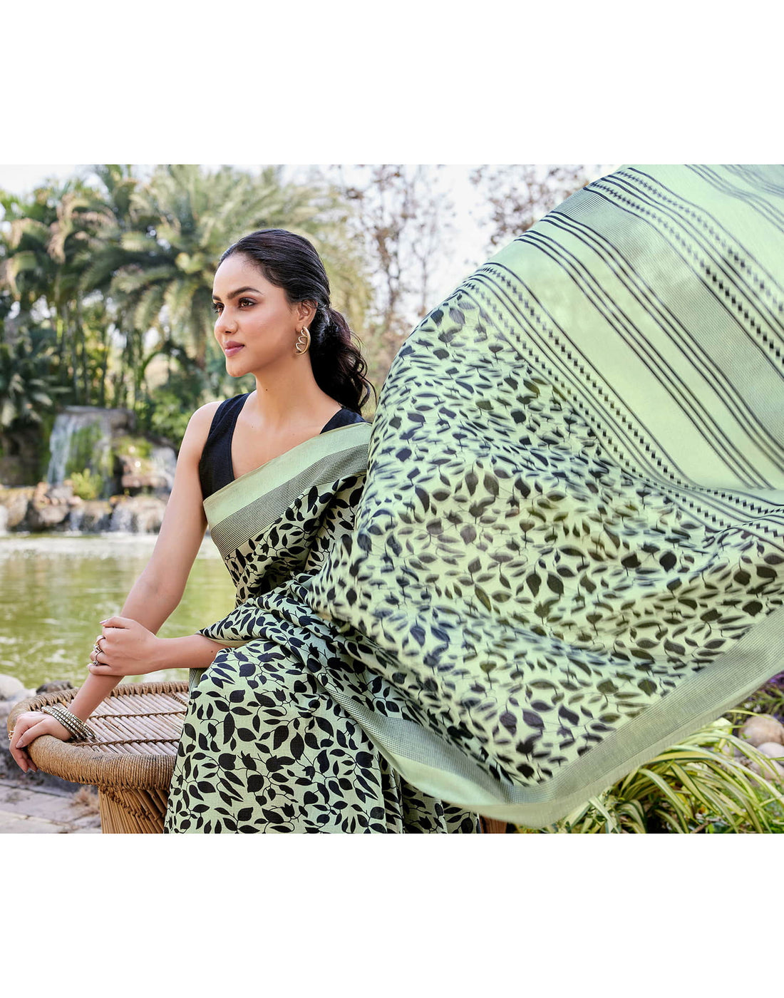 Pista Green Cotton Blend Printed Saree