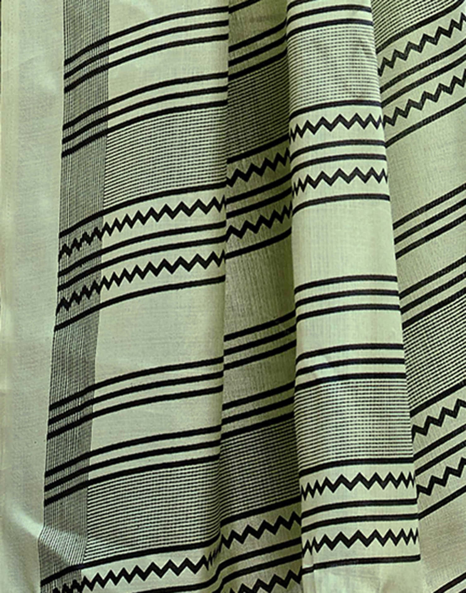 Pista Green Cotton Blend Printed Saree