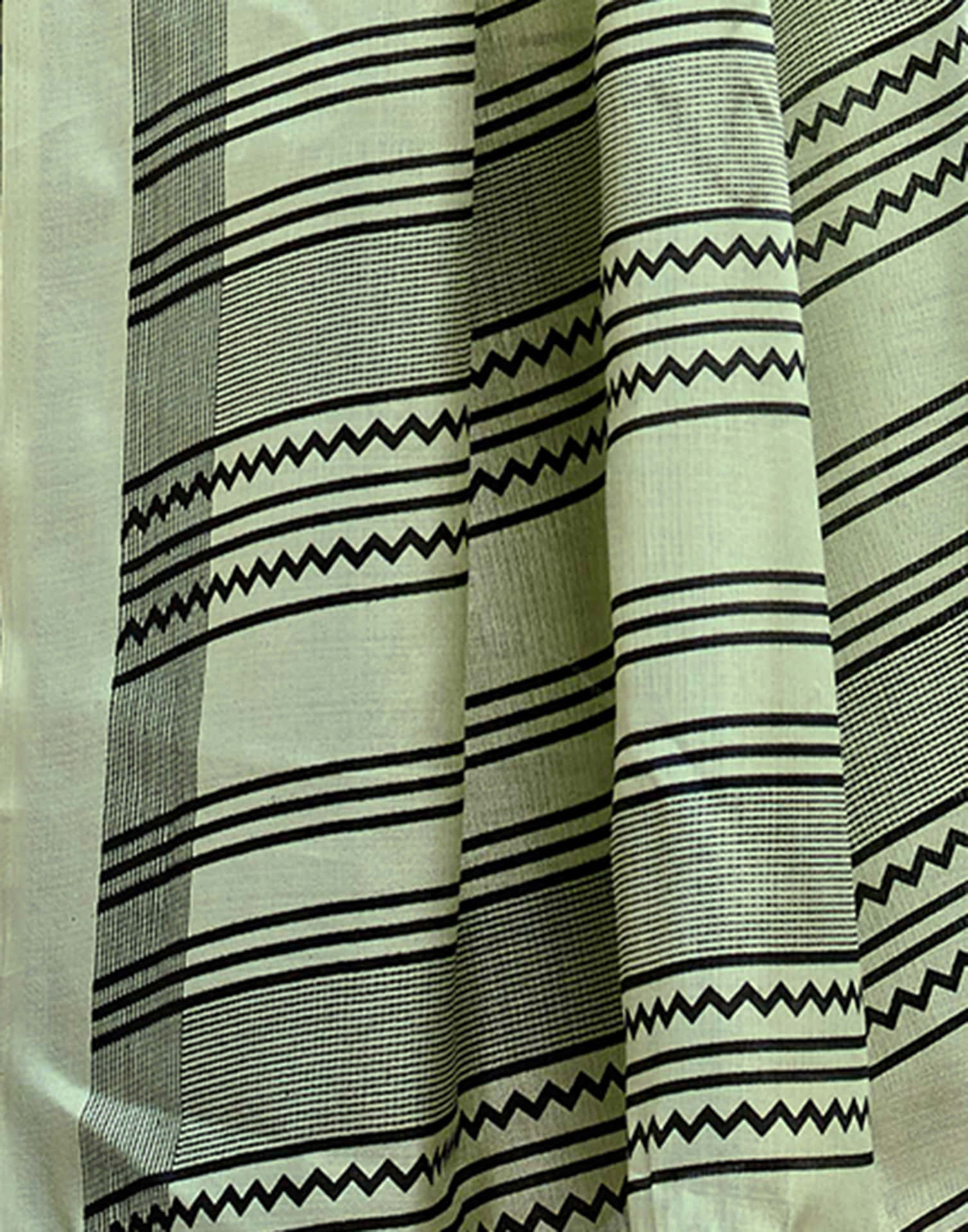 Pista Green Cotton Blend Printed Saree