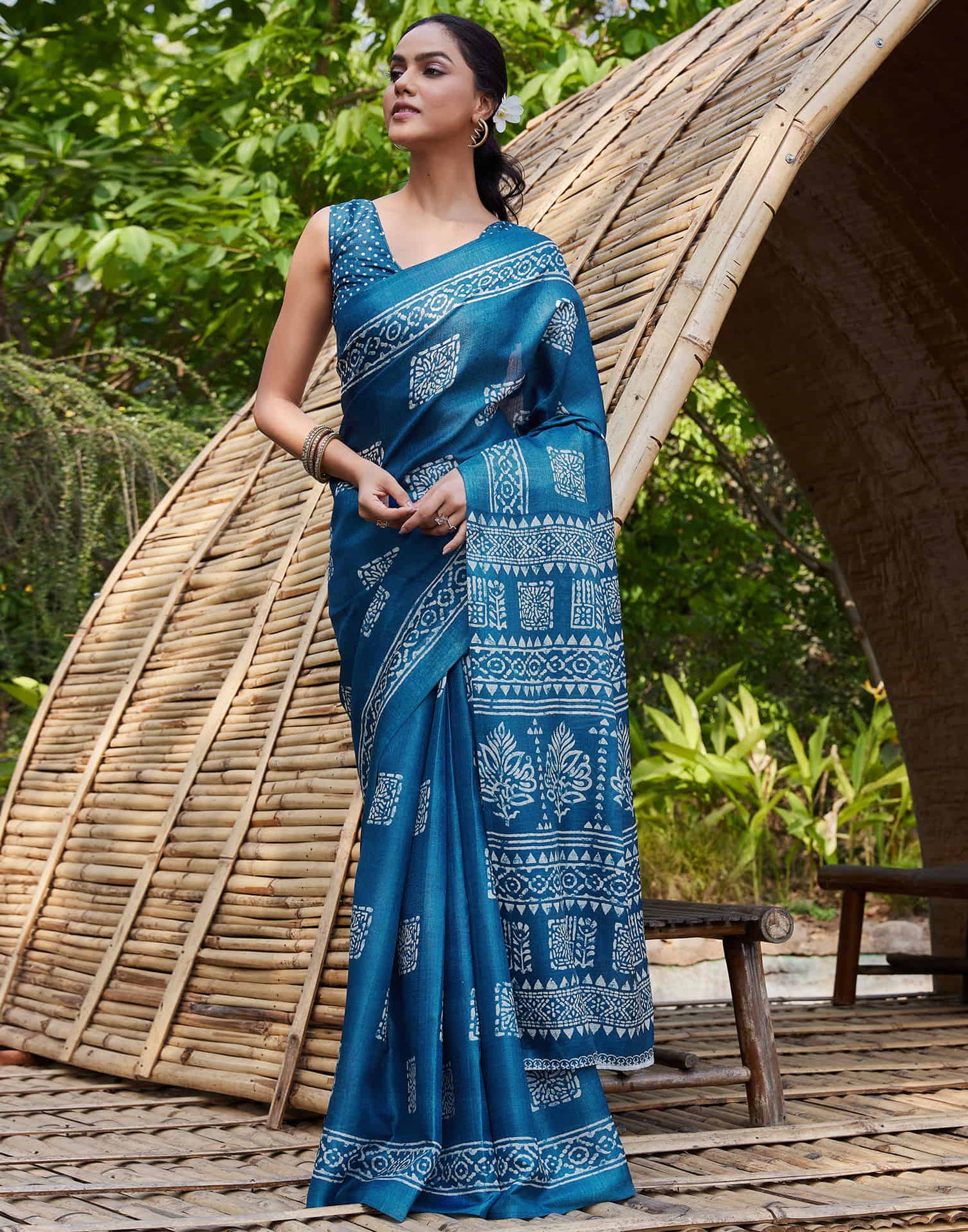 Dark Blue Cotton Blend Printed Saree