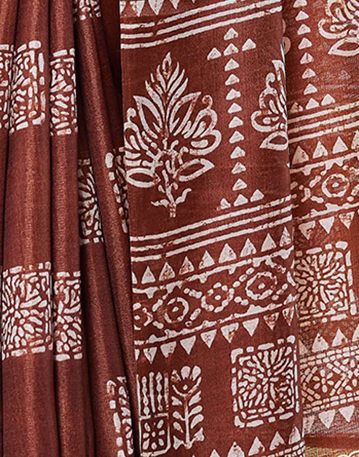 Brown Cotton Blend Printed Saree