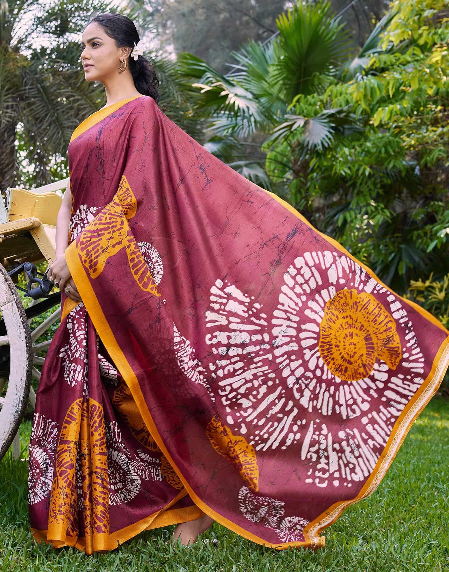 Maroon Cotton Blend Printed Saree
