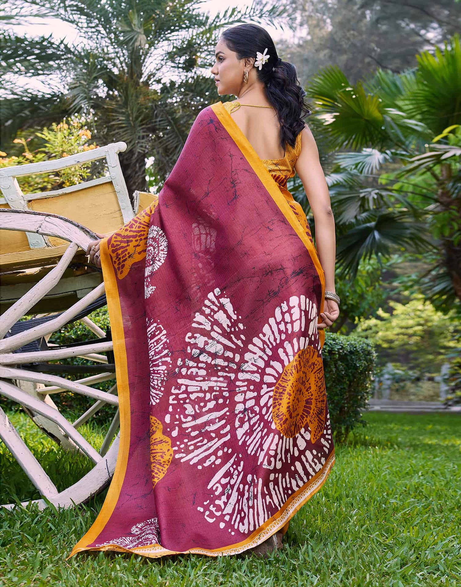 Maroon Cotton Blend Printed Saree