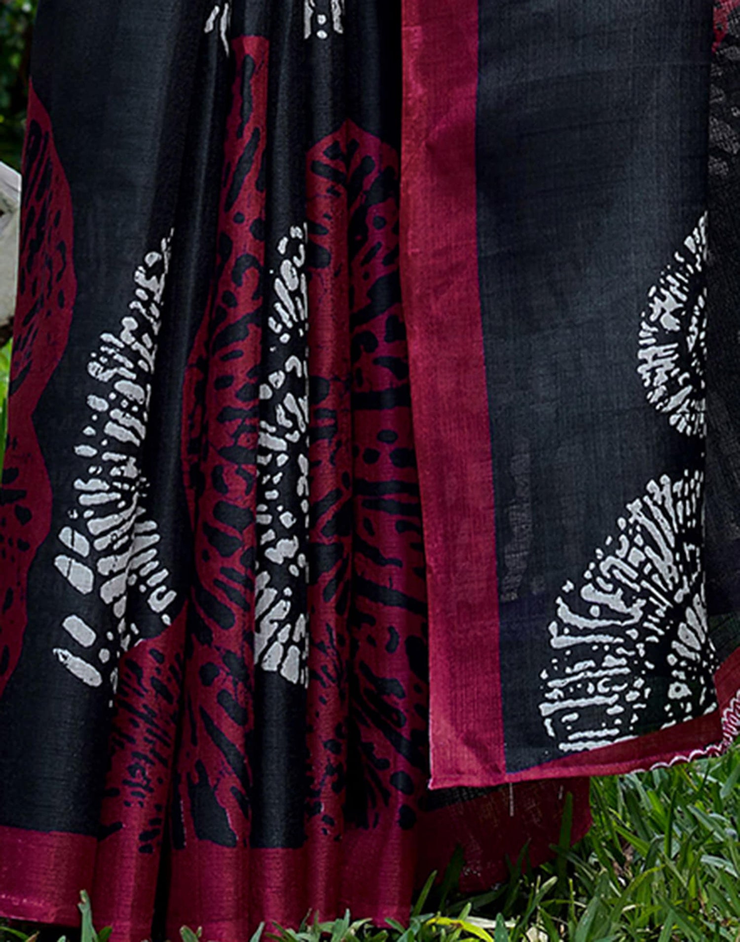 Black Cotton Blend Printed Saree