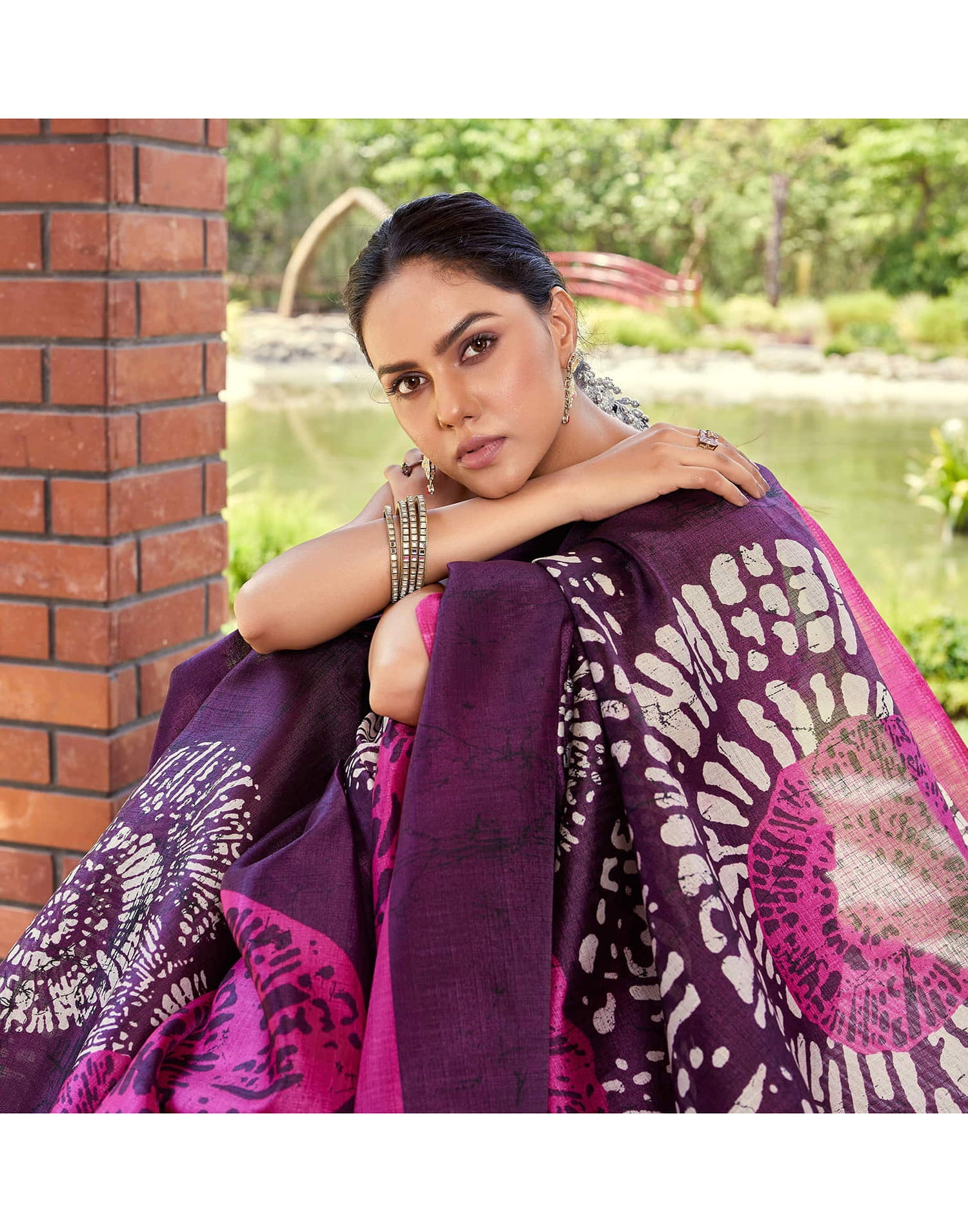 Dark Purple Cotton Blend Printed Saree