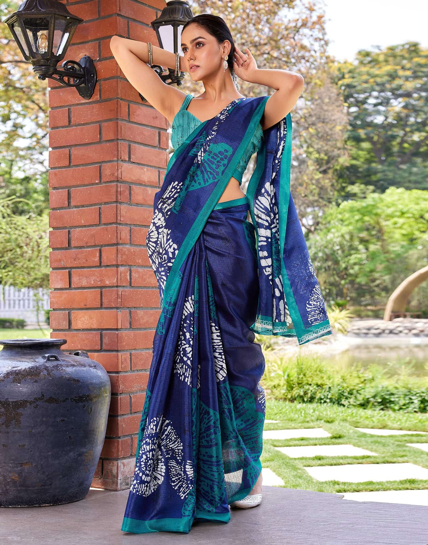 Dark Blue Cotton Blend Warli Printed Saree