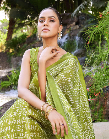 Green Cotton Blend Warli Printed Saree