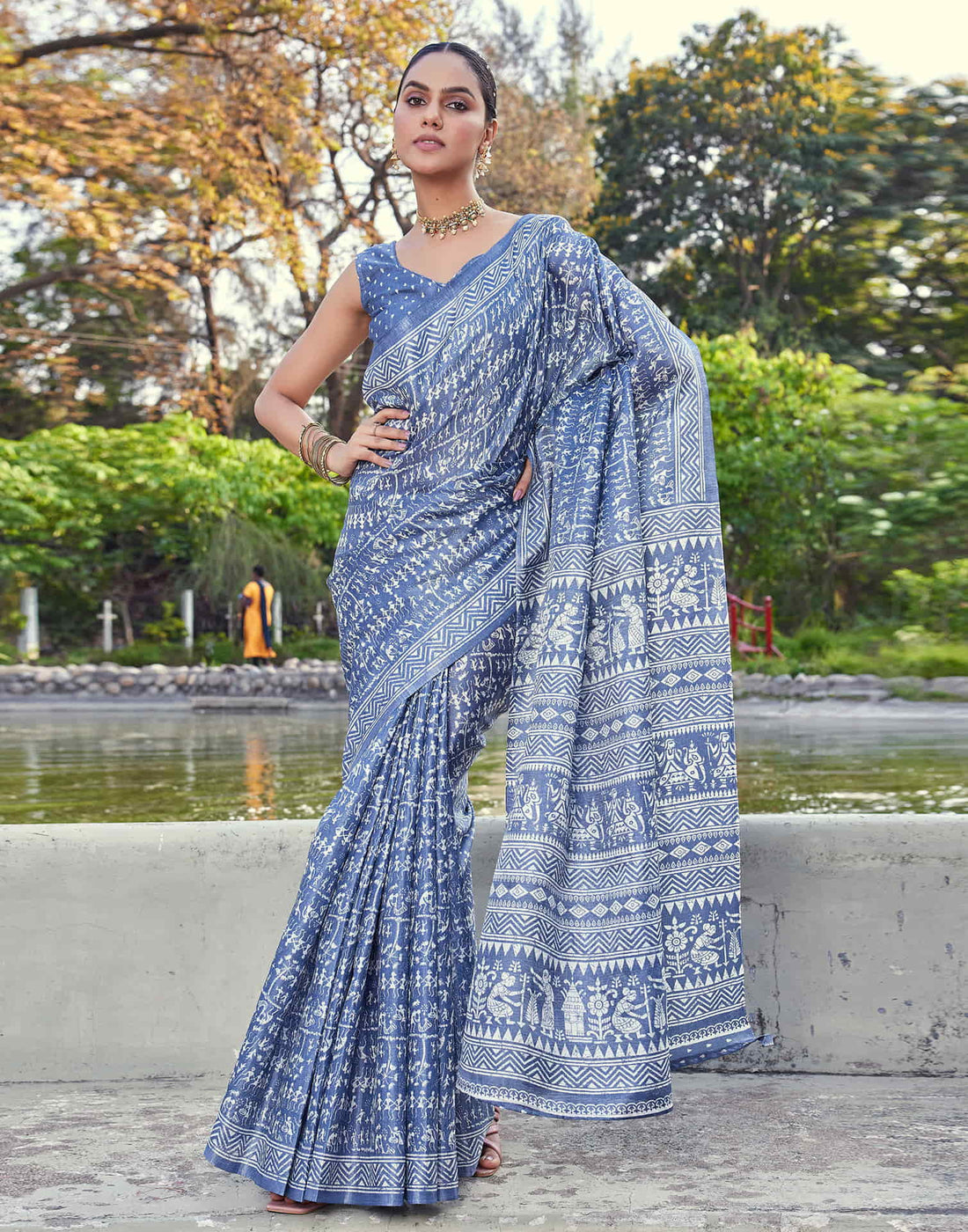 Dusty Blue Cotton Blend Warli Printed Saree