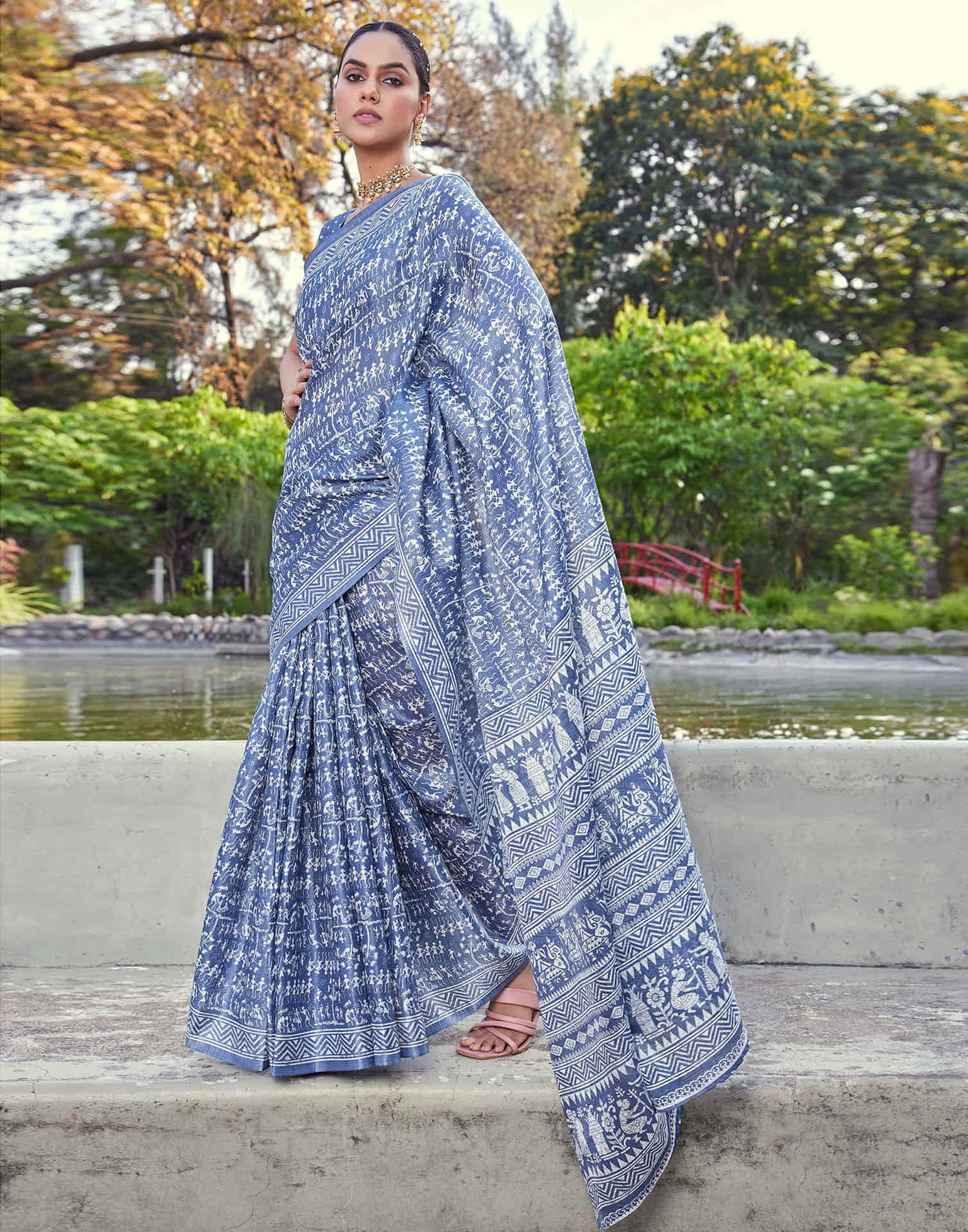 Dusty Blue Cotton Blend Warli Printed Saree