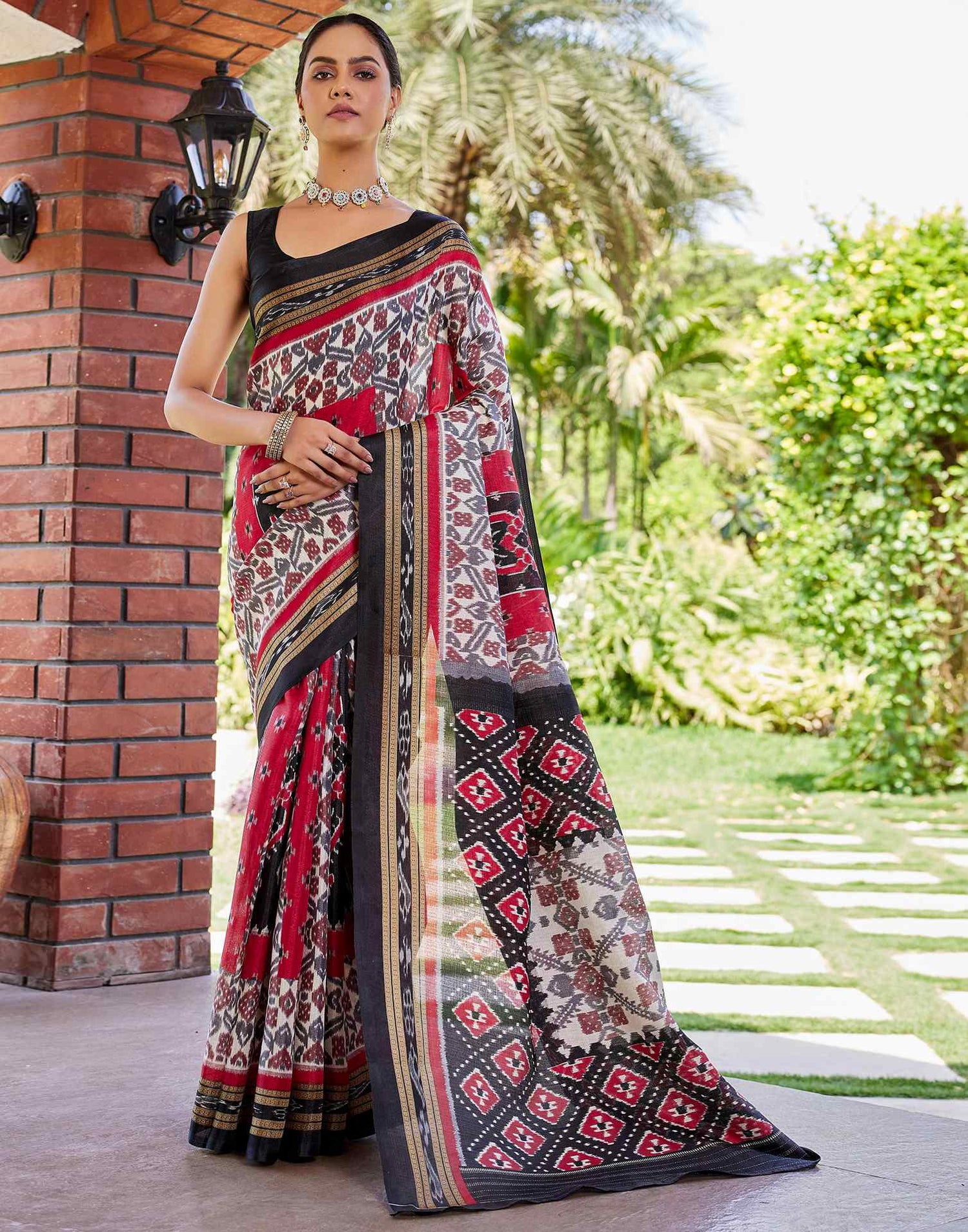 Red Cotton Blend Printed Saree