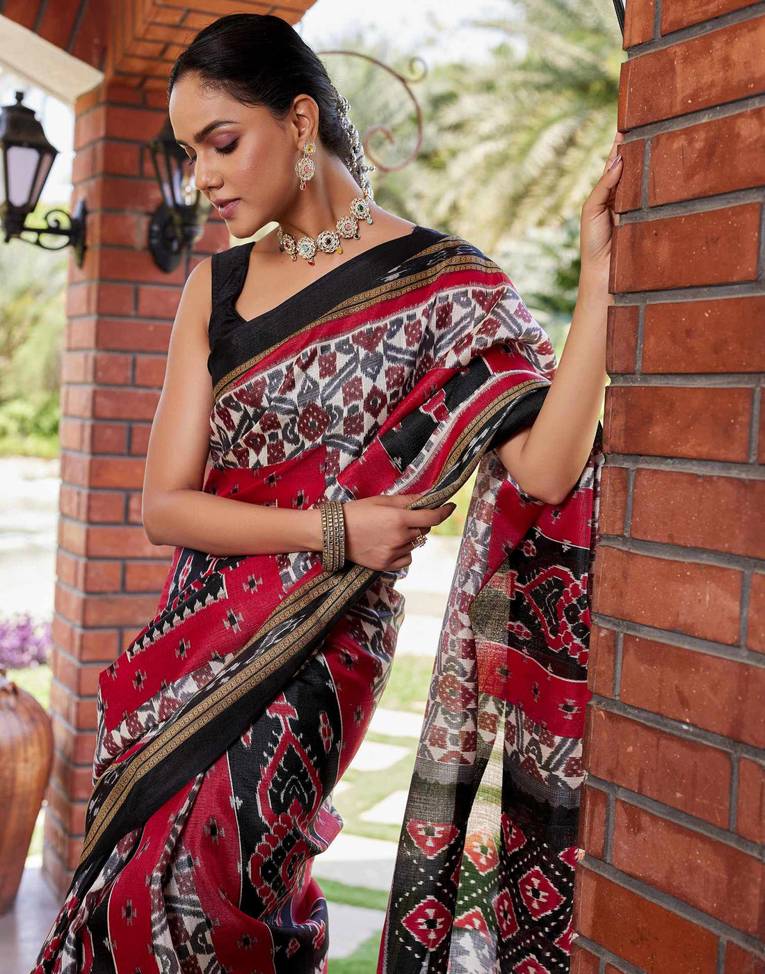 Red Cotton Blend Printed Saree
