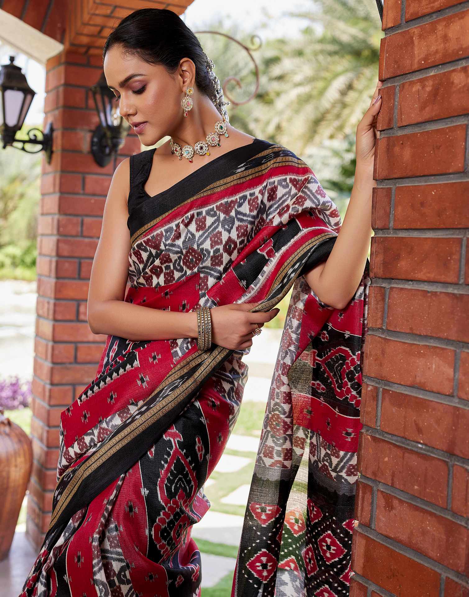 Red Cotton Blend Printed Saree