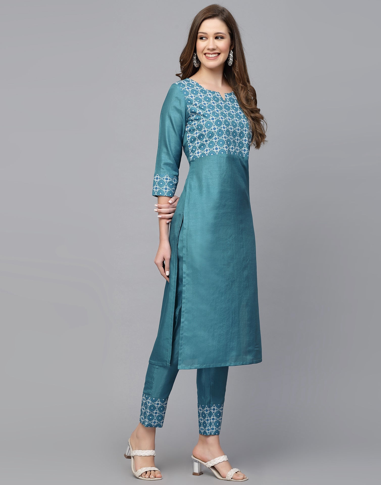 Blue Kurta With Pant Set | Leemboodi