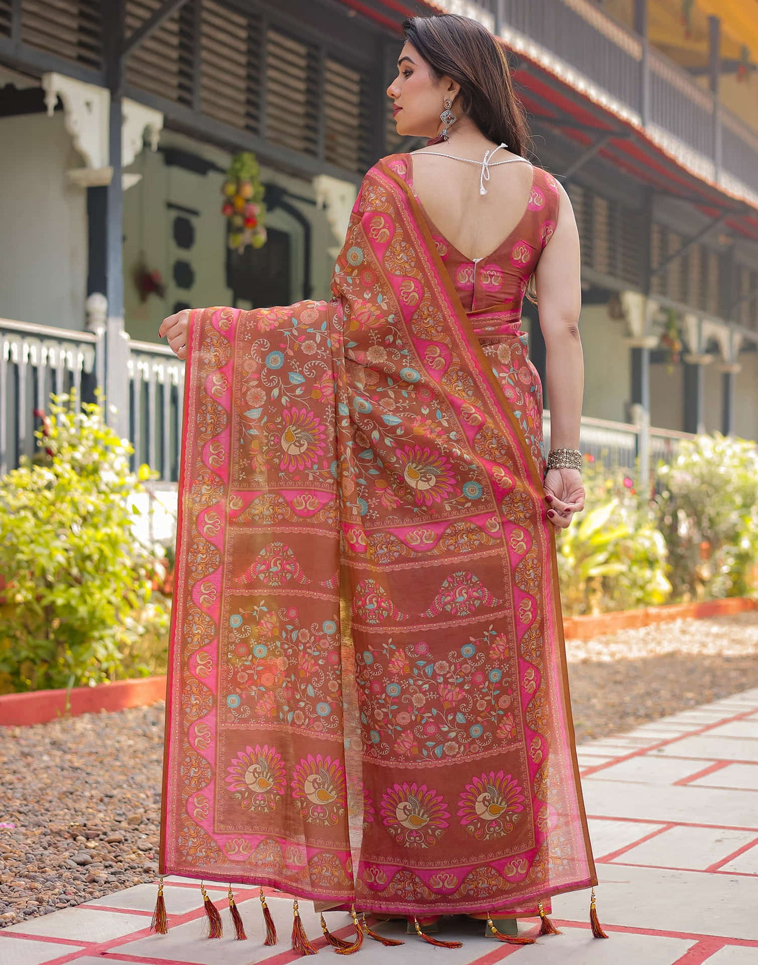 Brown Linen Floral Printed Saree