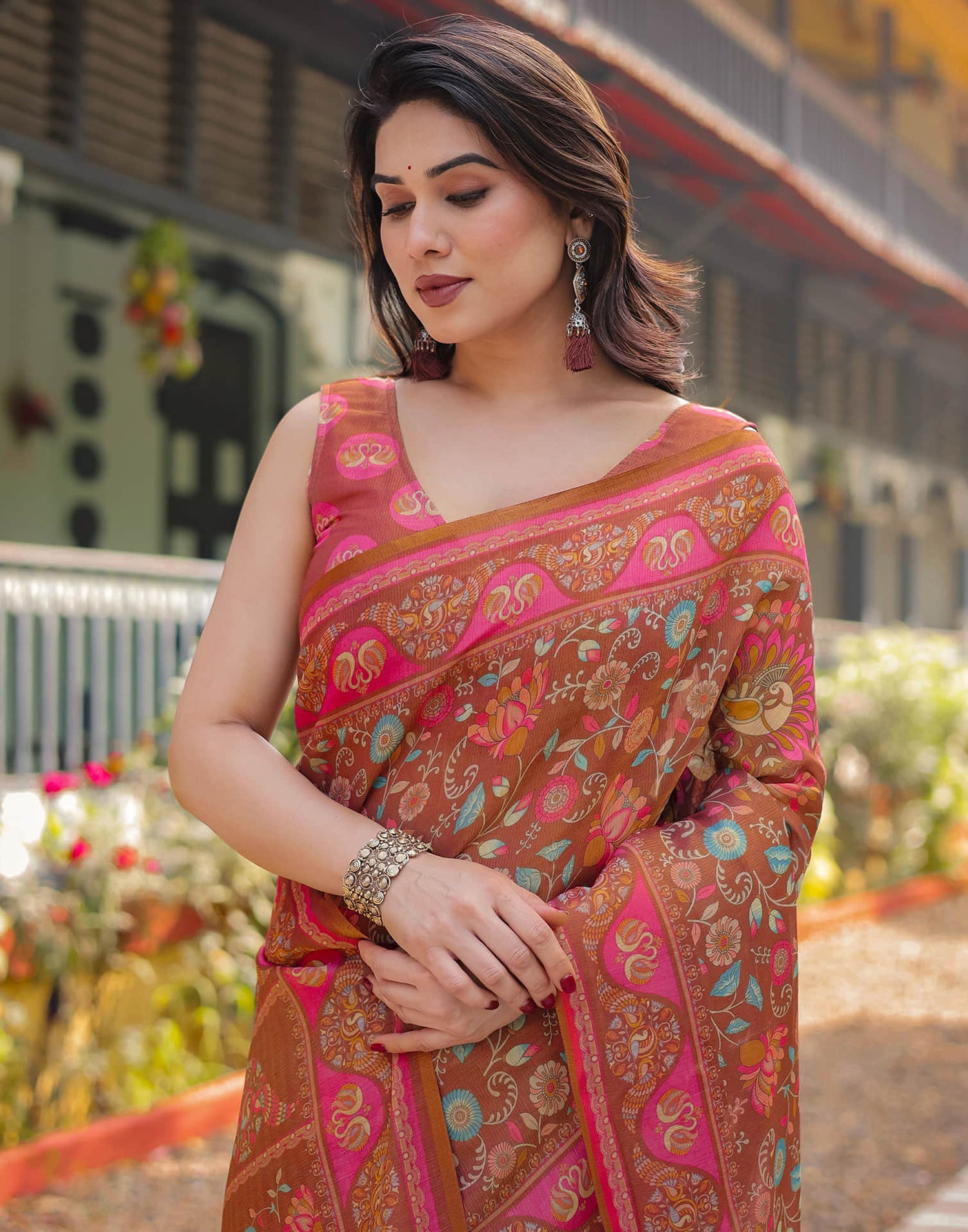 Brown Linen Floral Printed Saree