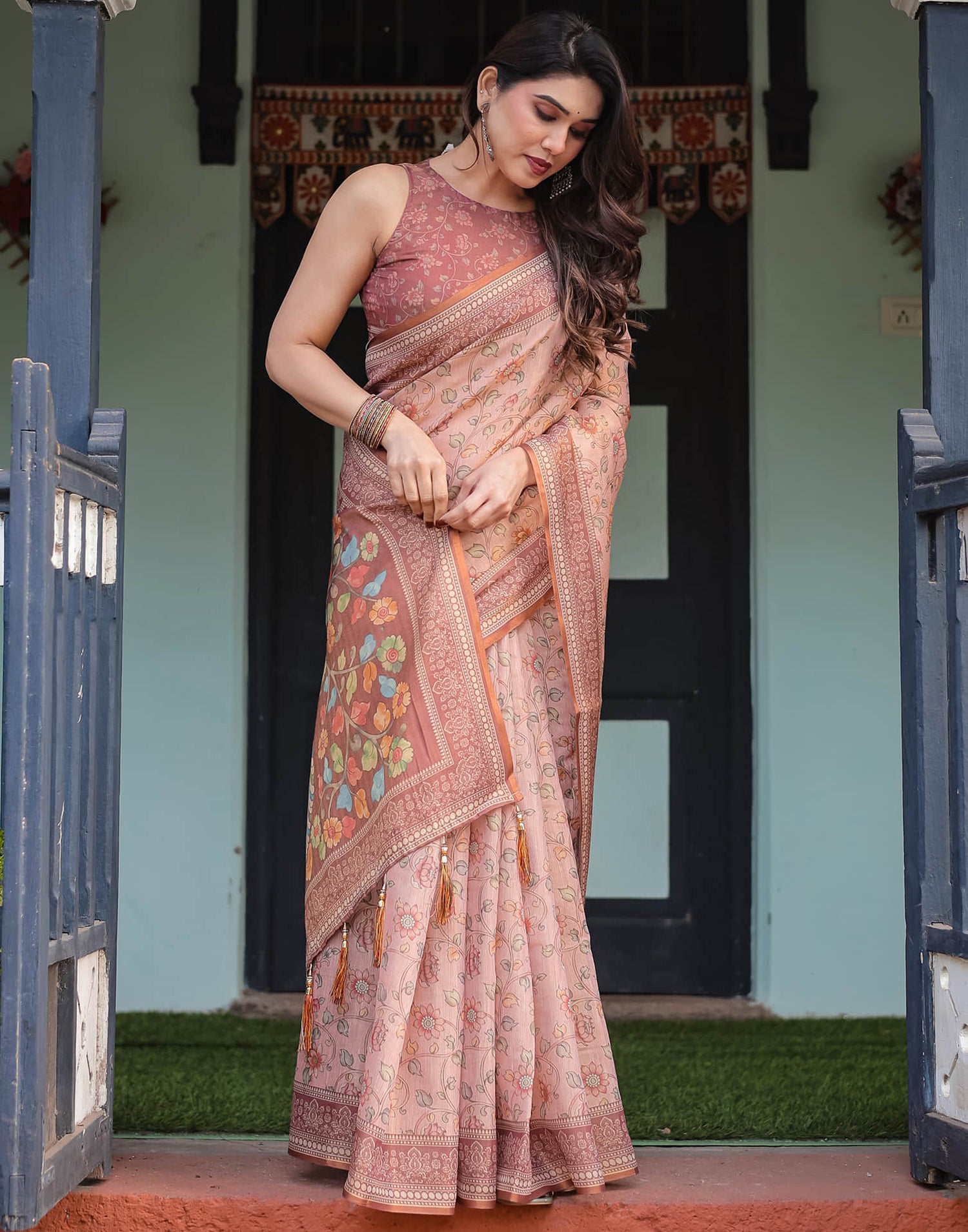 Light Pink Linen Floral Printed Saree