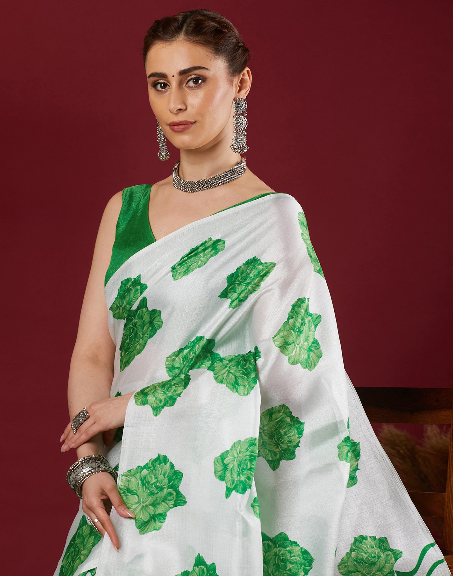 White Cotton Blend Floral Printed Saree