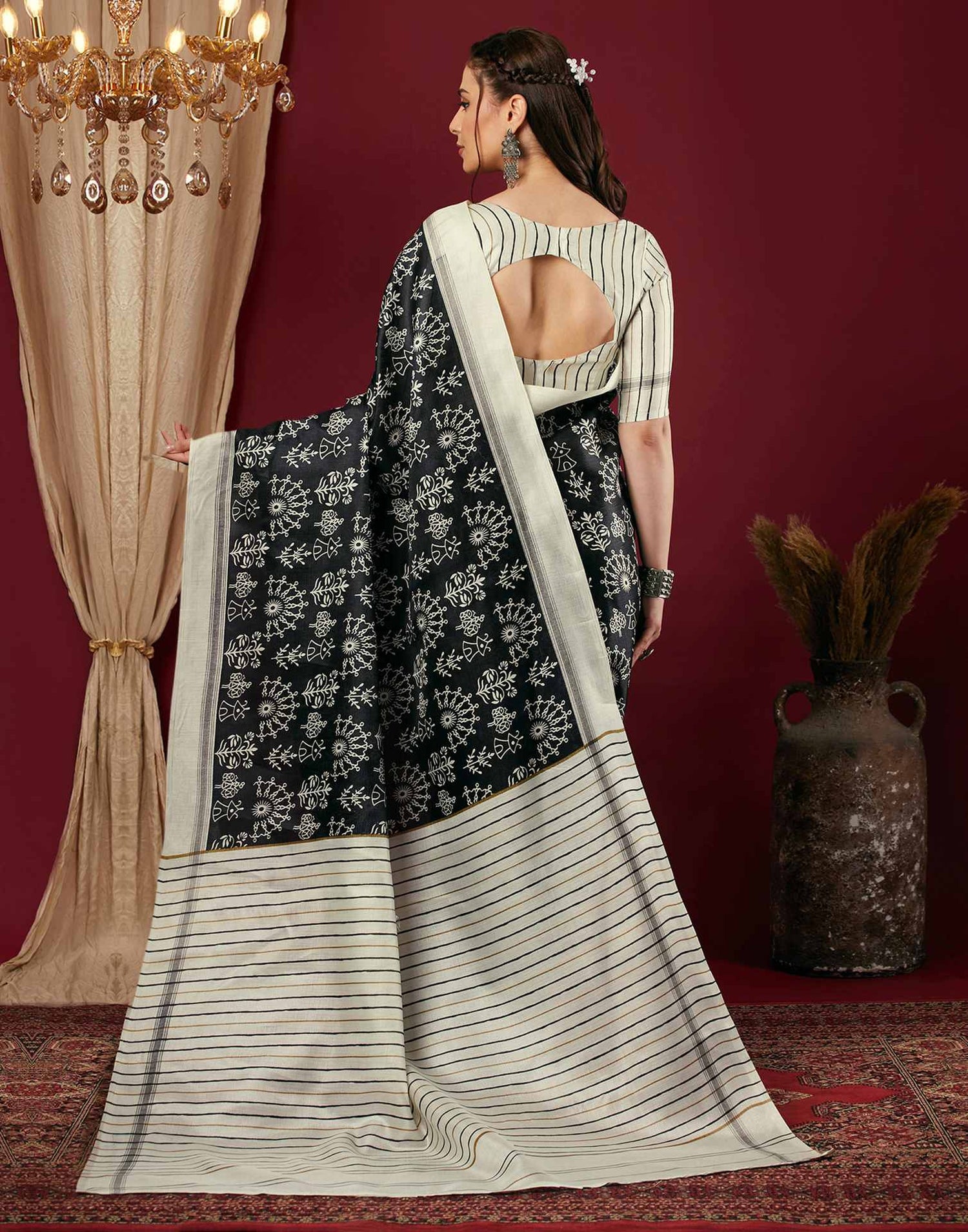 Black Cotton Blend Warli Printed Saree