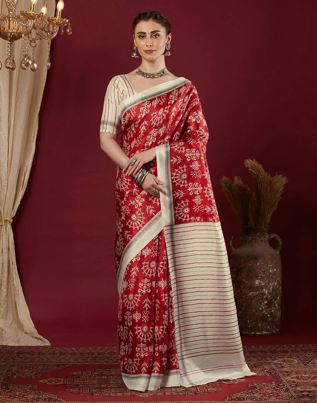 Red Cotton Blend Warli Printed Saree
