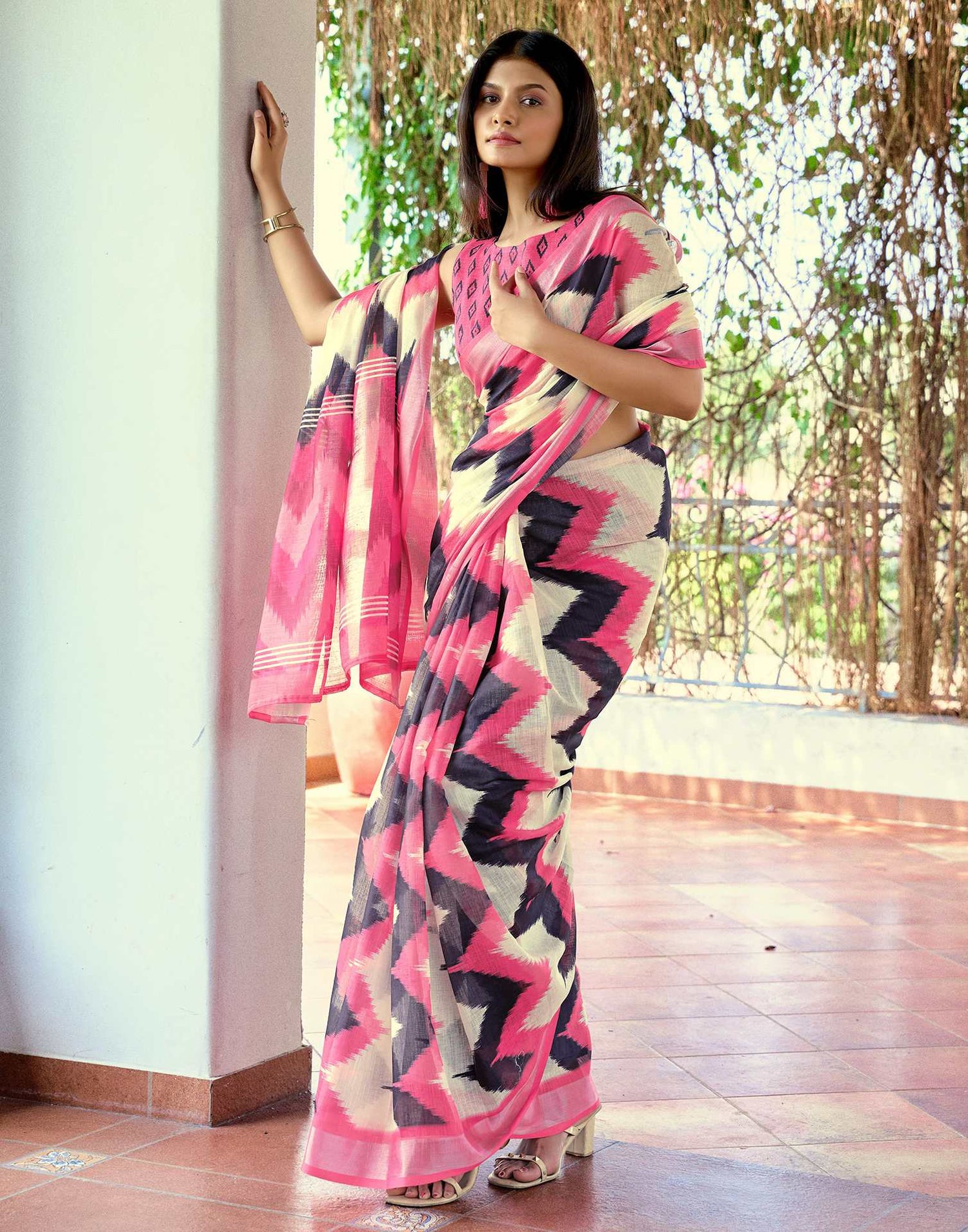 Off White Linen Ikkat Printed Saree