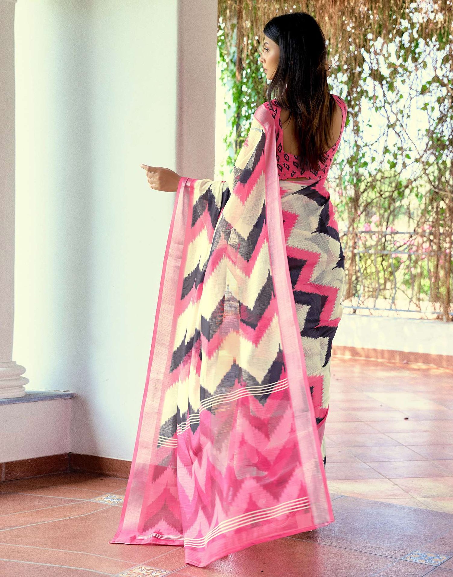 Off White Linen Ikkat Printed Saree