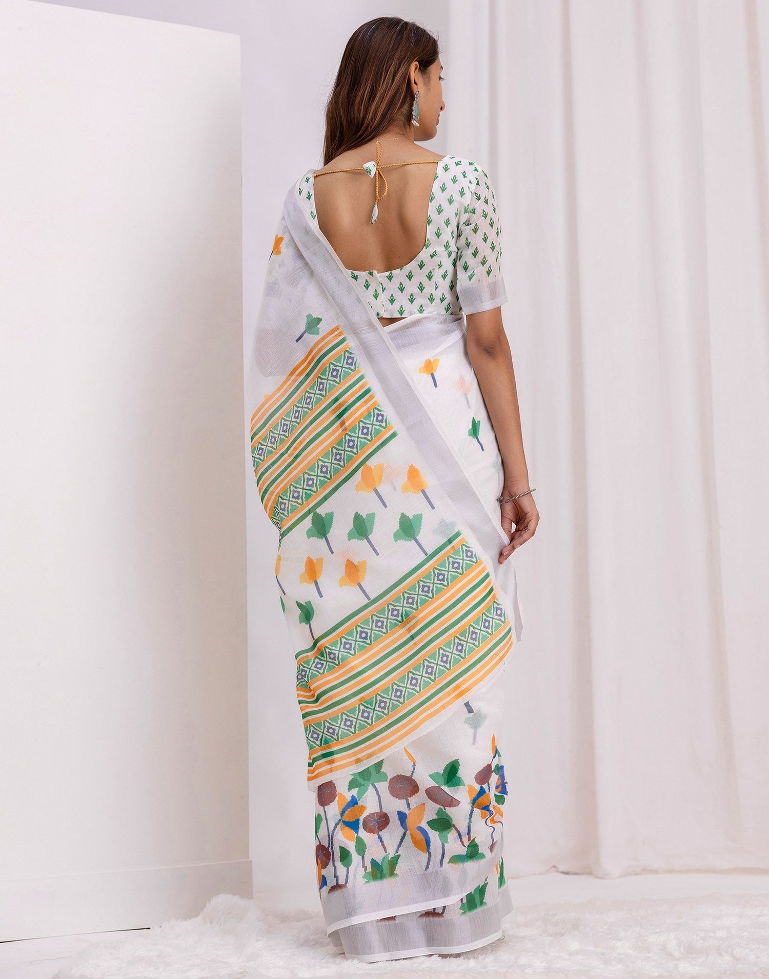 White Linen Floral Printed Jamdani Saree