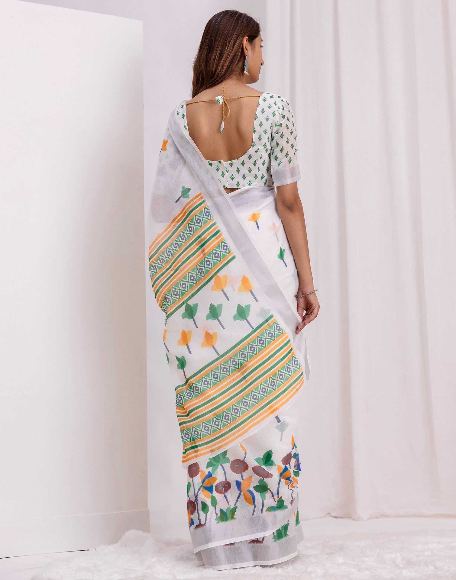 White Linen Floral Printed Jamdani Saree