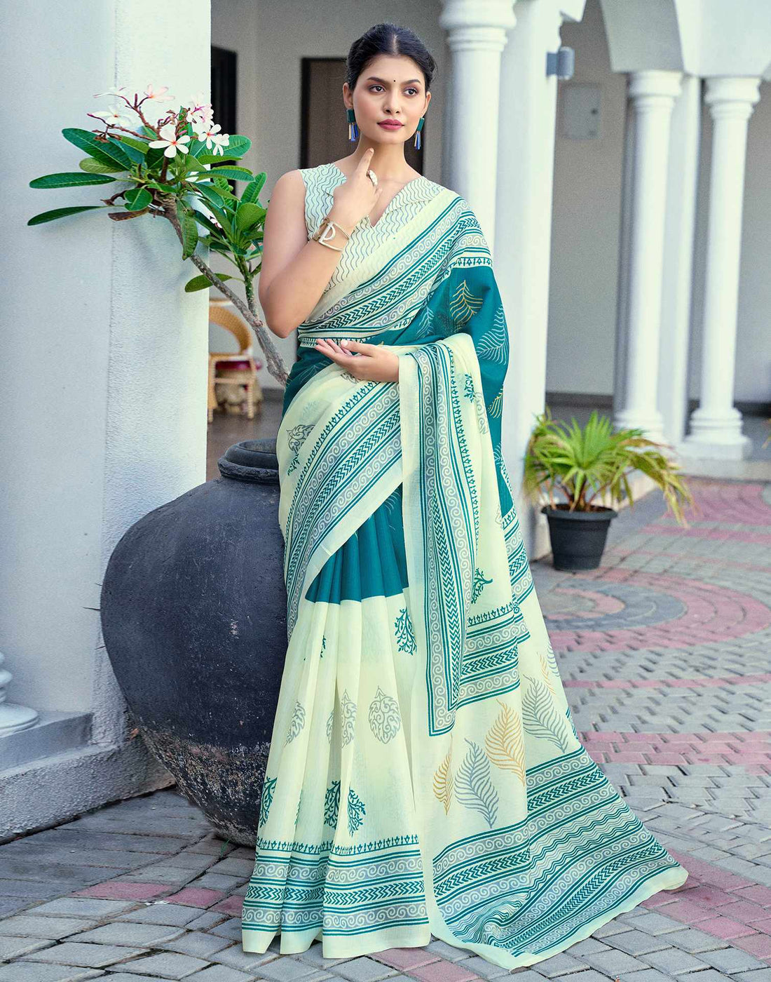 Off White Cotton Blend Printed Saree