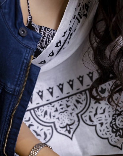 White Cotton Printed Saree
