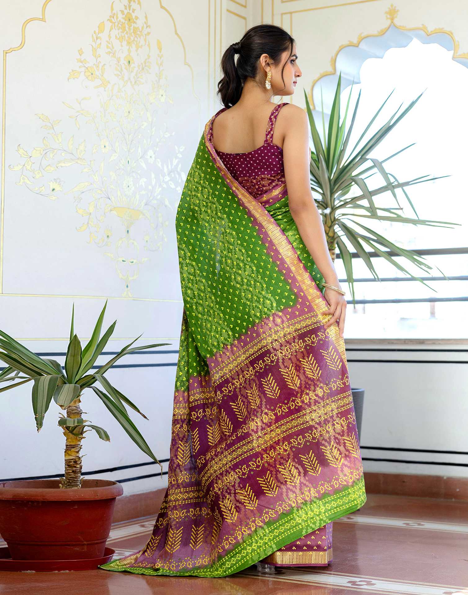 Light Green Cotton Bandhani Bandhani Saree