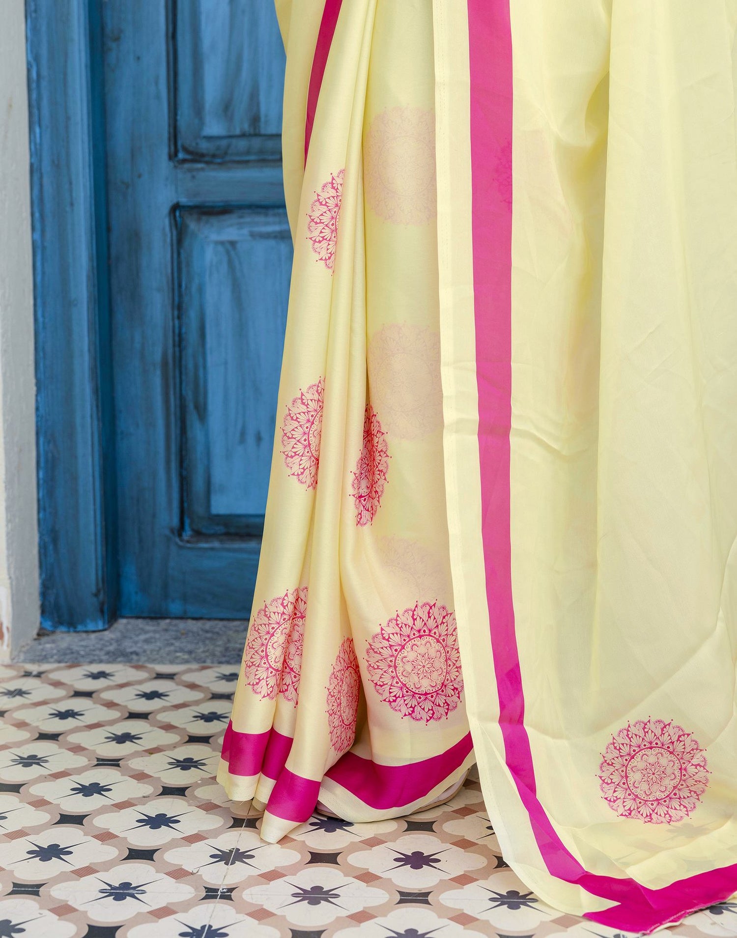 Handsfree Pastel Yellow Satin Printed Saree