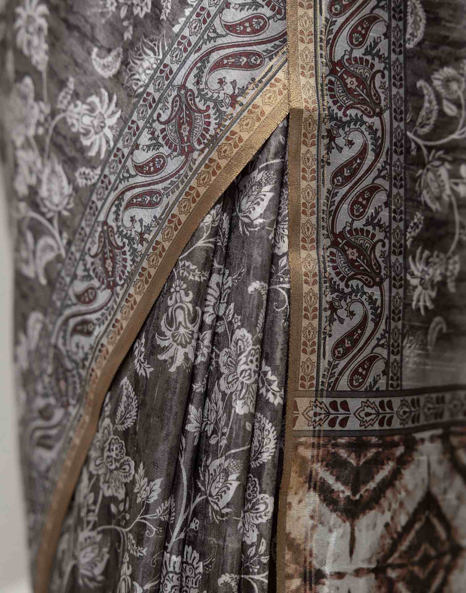 Grey Dola Silk Floral Printed Saree