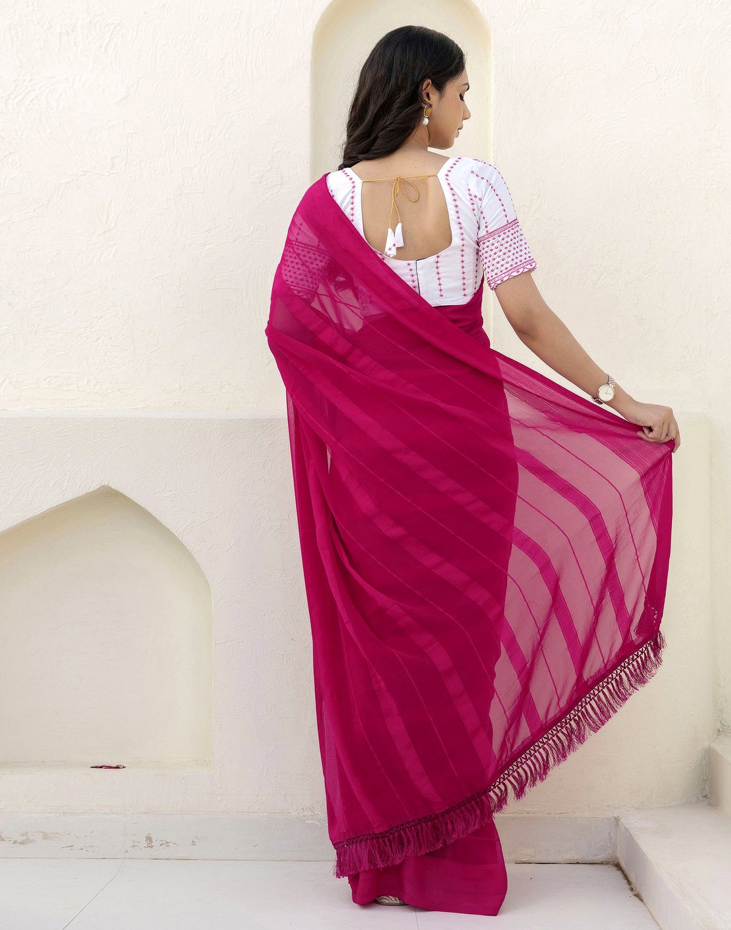 Pink Georgette Woven Plain Saree