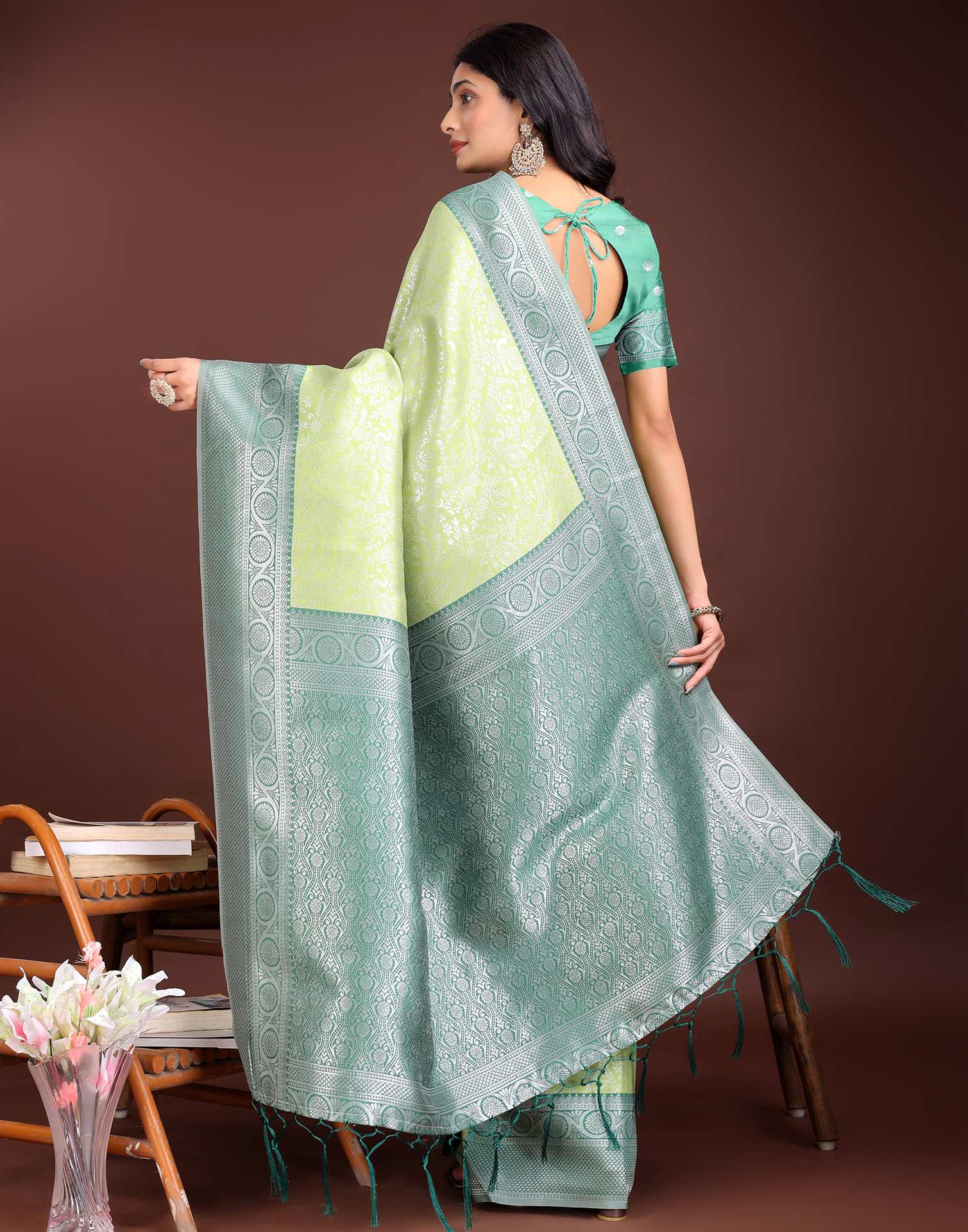 Light Green Silk Woven Kanjivaram Saree