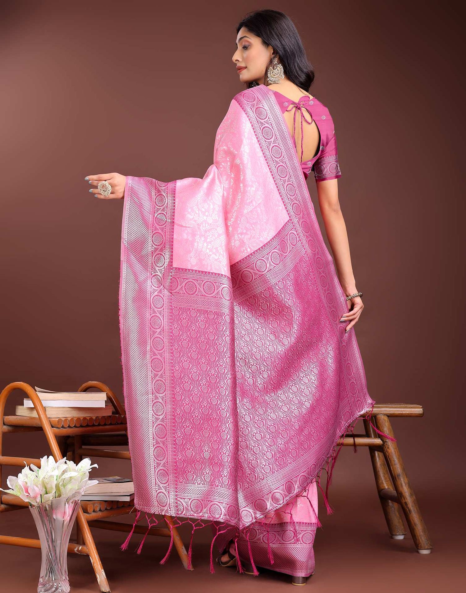 Pink Silk Woven Kanjivaram Saree