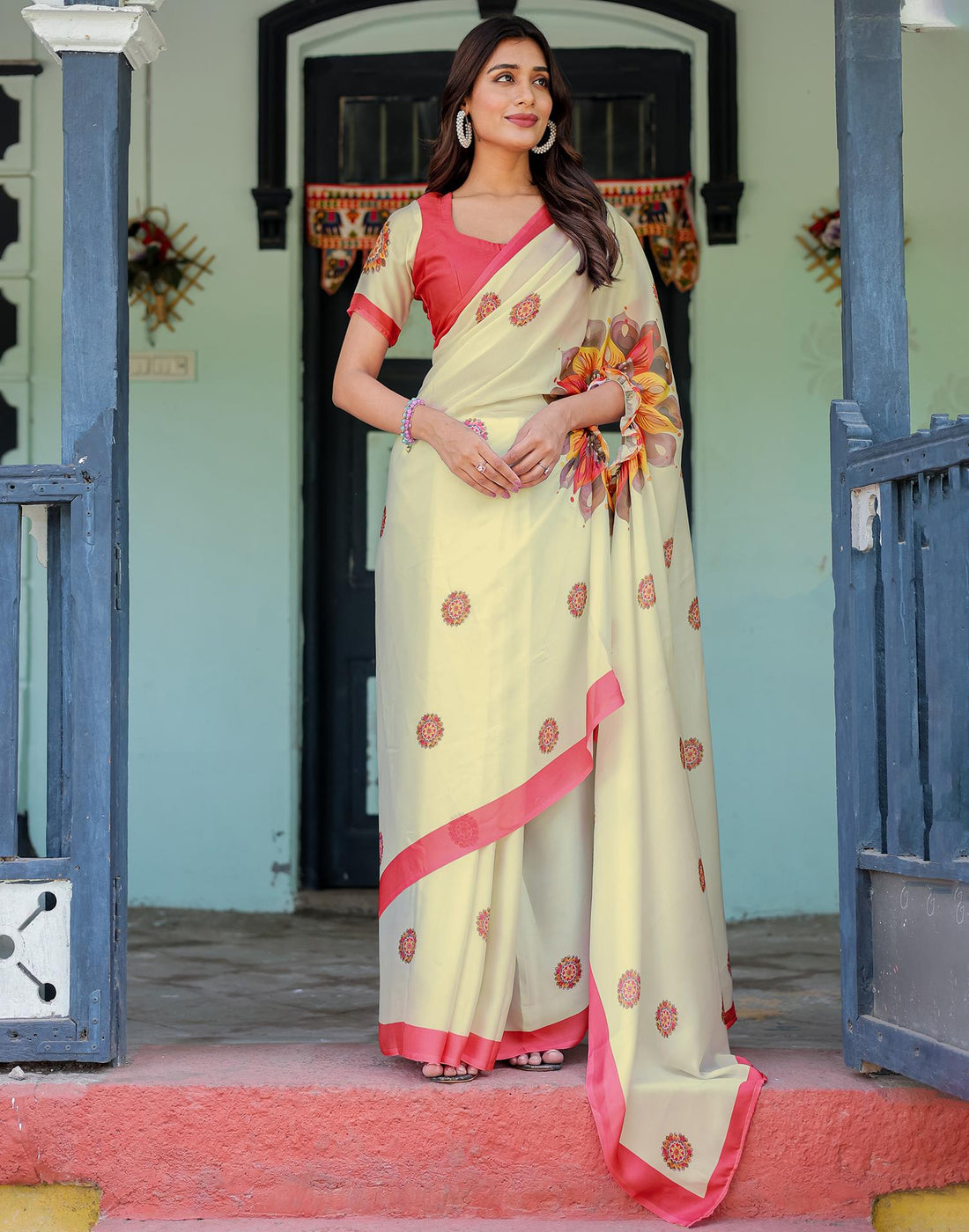 Handsfree Off White Satin Printed Saree