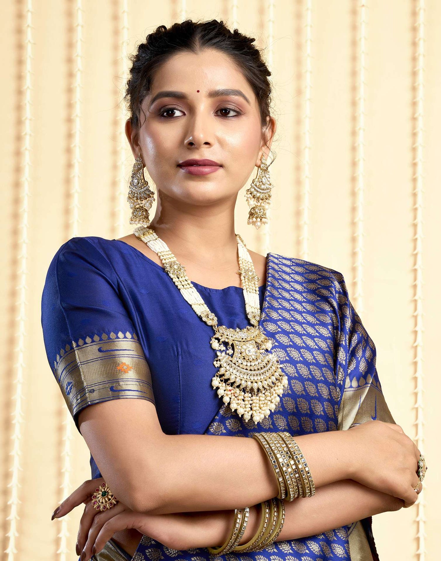 Navy Blue Silk Woven Paithani Saree