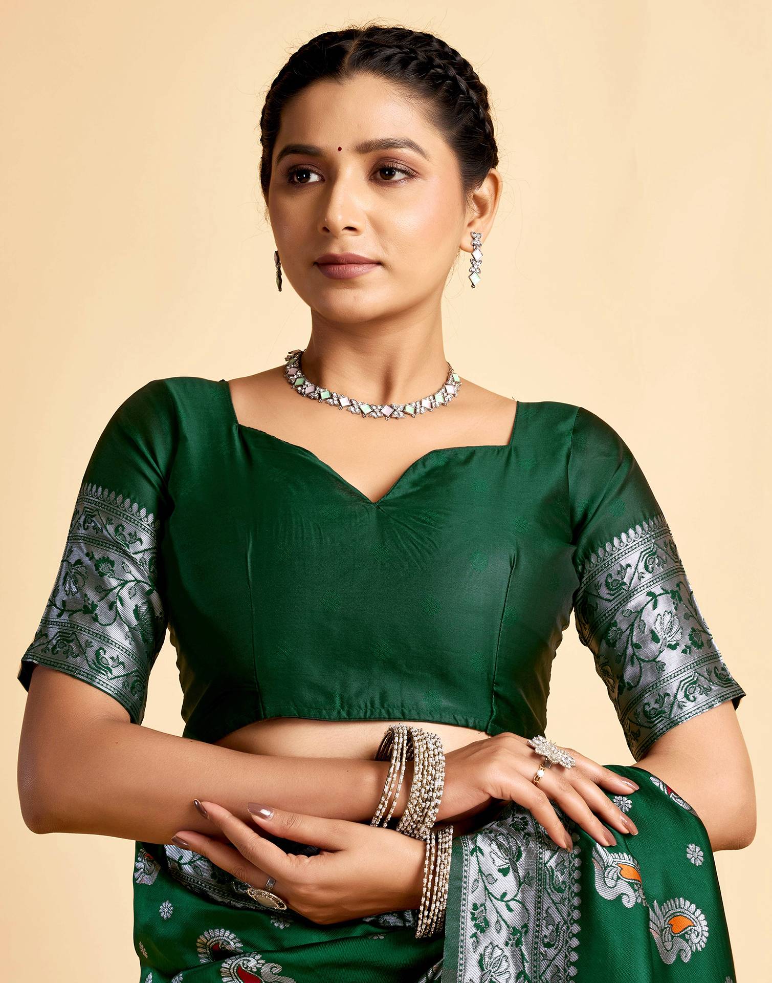 Dark Green Silk Woven Paithani Saree