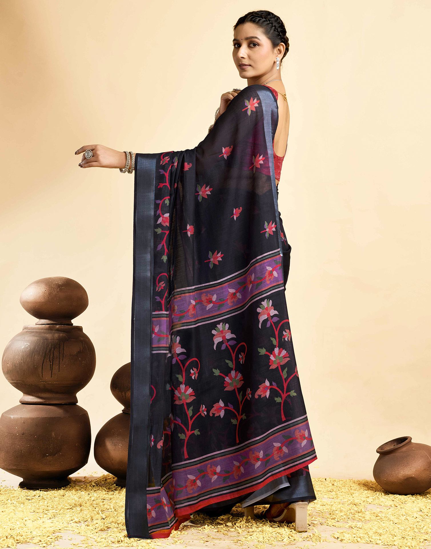 Black Linen Floral Printed Saree
