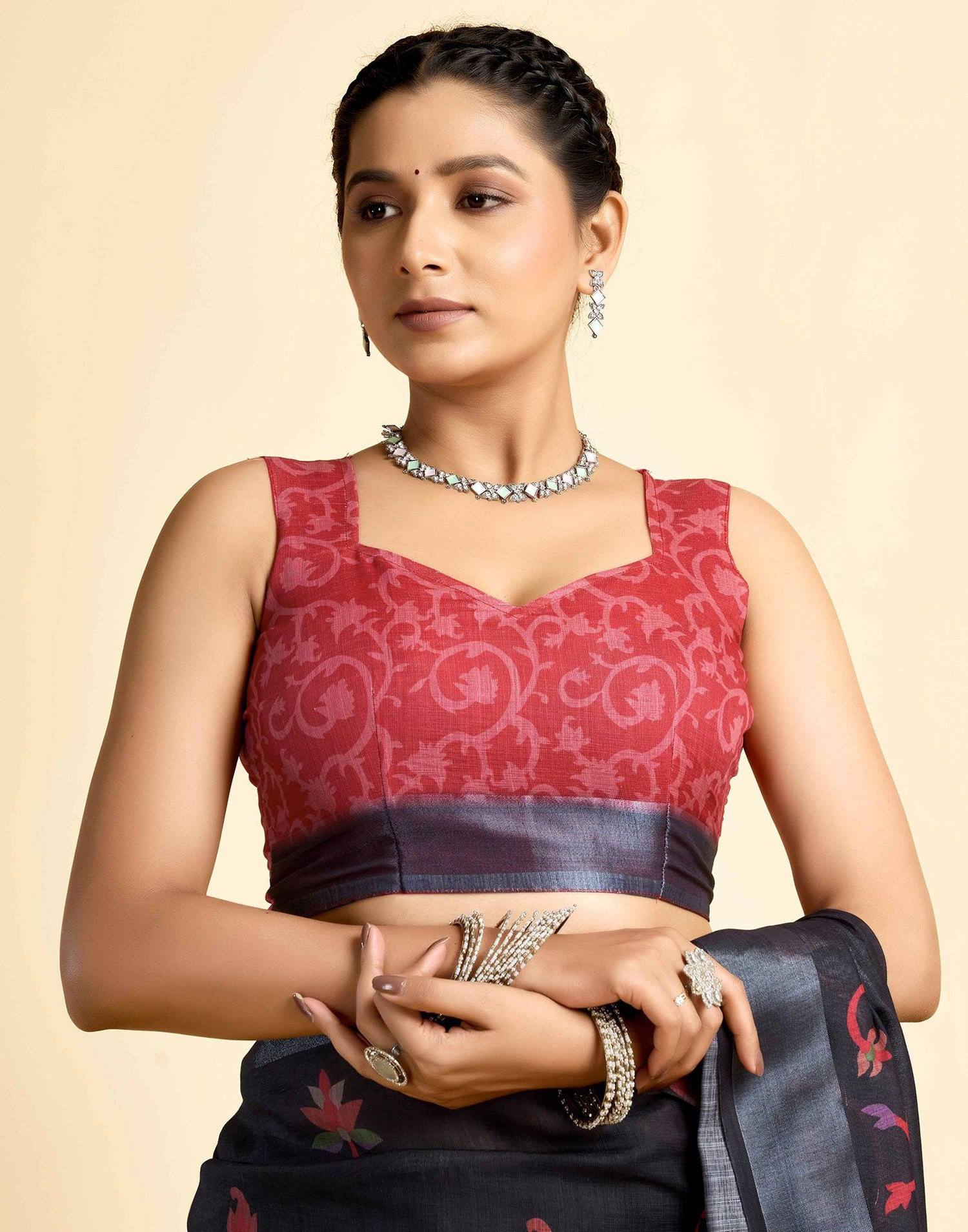 Black Linen Floral Printed Saree