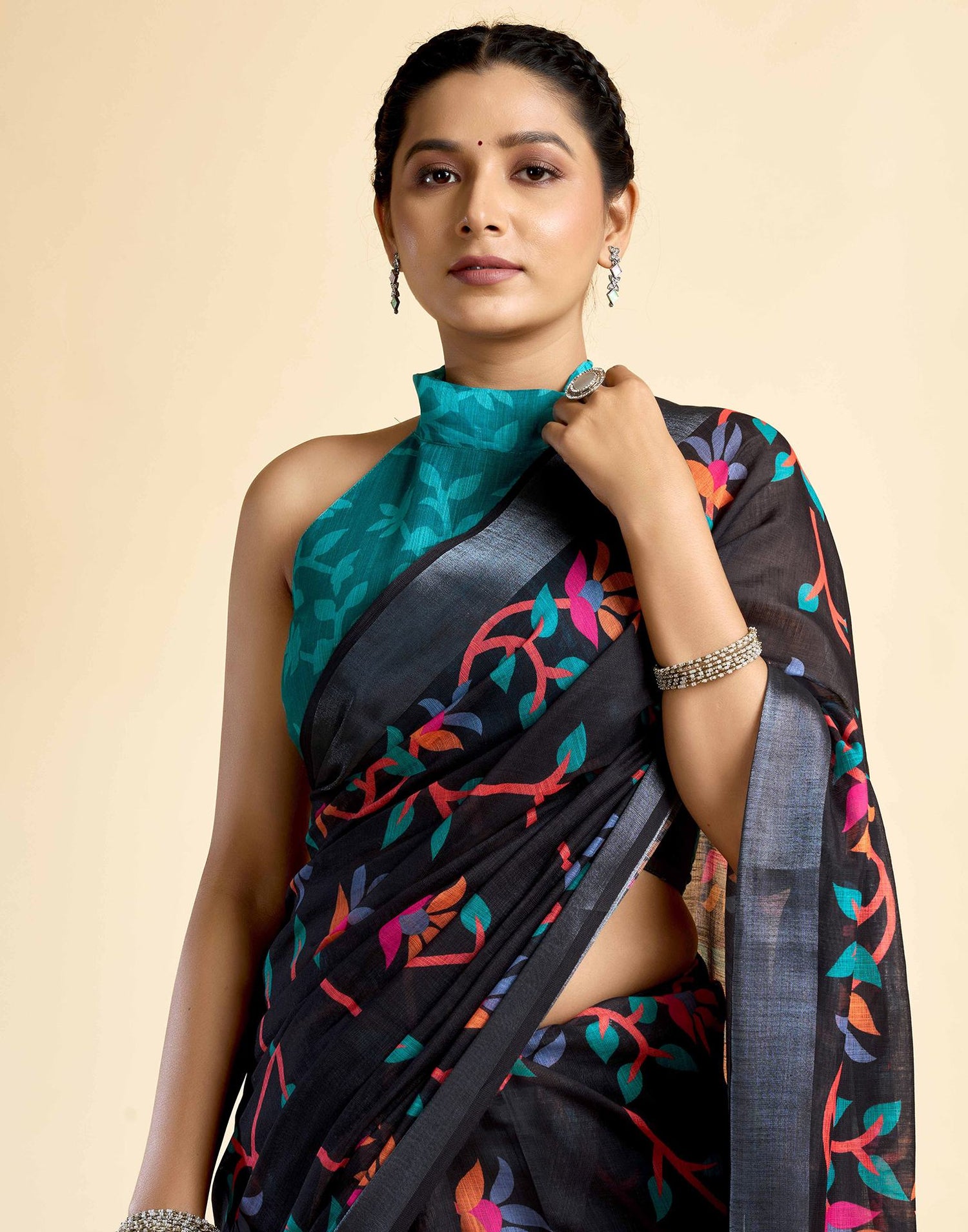 Black Linen Floral Printed Saree