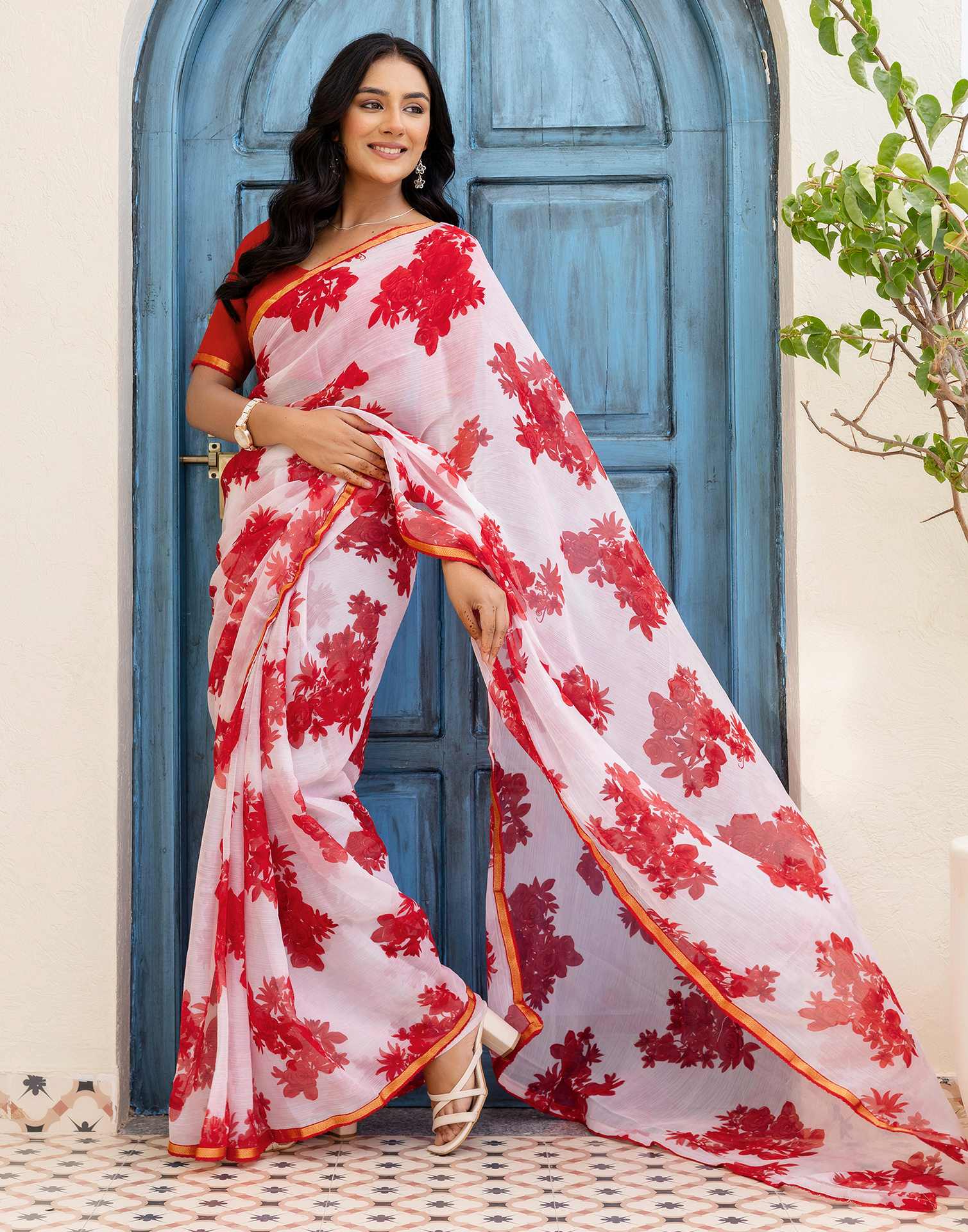 White Chiffon Floral Printed Saree