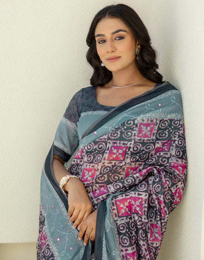 Green Cotton Embroidery Printed Saree