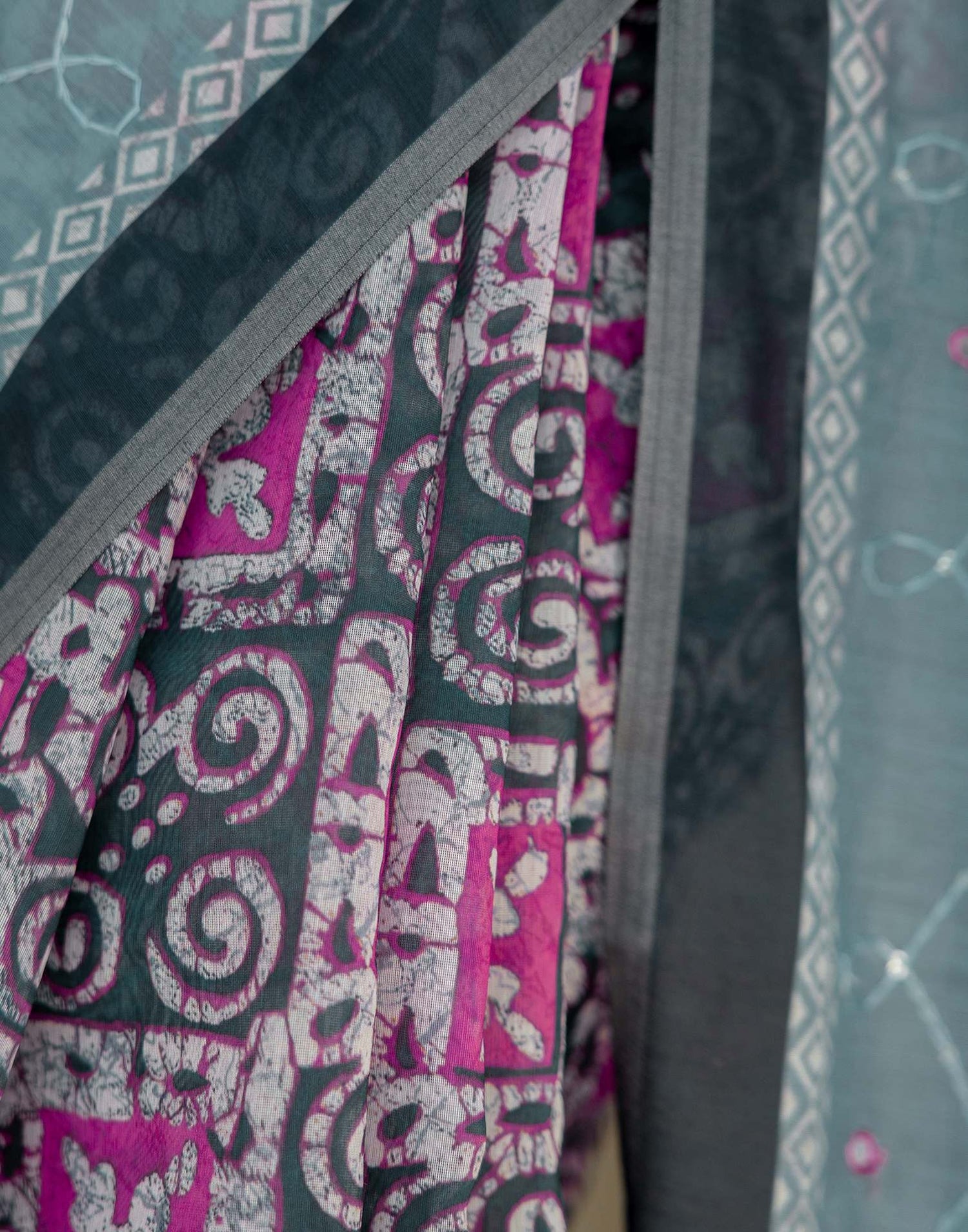 Green Cotton Embroidery Printed Saree