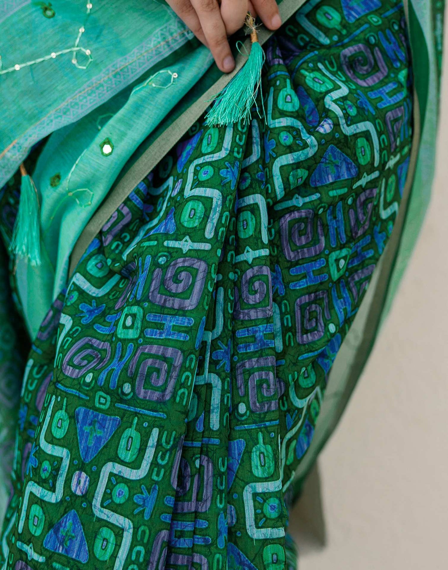 Green Cotton Embroidery Printed Saree